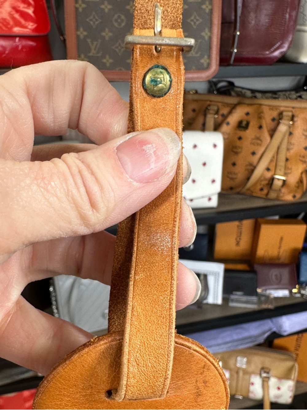 Louis Vuitton Vachetta Leather Luggage Tag - Light Brown with Yellow Stitching - Picture 5 of 8